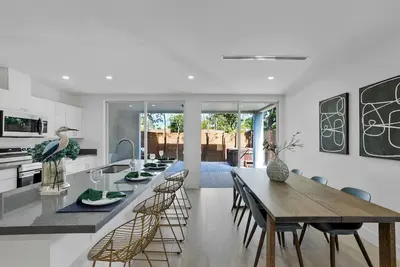 Image de Up to 12 guest Modern Villa near Wynwood!