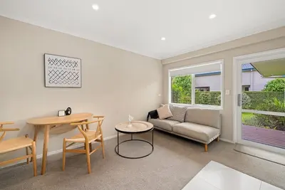 Image de Modern 2bedroom apartment - central Tauranga, with a large private sunny garden.