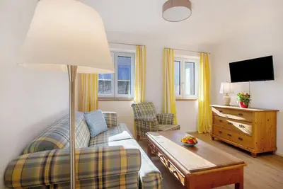 Image de Appartement 'Appartement 8' avec terrasse partagée, jardin partagé et Wi-Fi