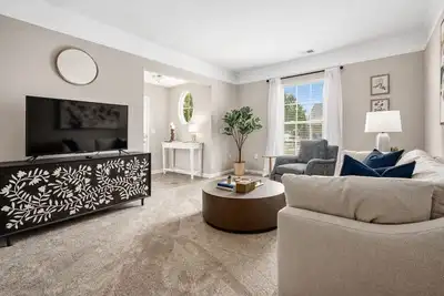 Image de The New Albany Retreat | 2-Car Garage | No Steps!