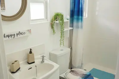 Image de Charming 3-bedroom house with Ac and WiFi in lovely Lower Carlton