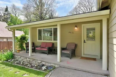 Image de Bear Creek Bungalow, Comfortable home for everyone