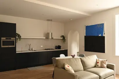 Image de Spacious, bright and modern apartment on Monkstown seafront