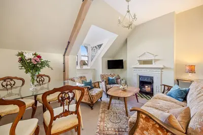 Image de Romantique-Appartement-Vue sur la campagne-Salle de bain privée séparée