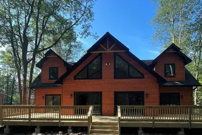 Image de 3 Bedroom chalet in Pocono Pines w/ Hot Tub, Sauna Close to lake, Ski Mountains