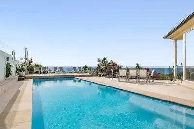 Image de Solitary Views - Sapphire Beach