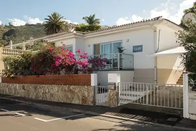 Image de Dream holiday home \"Casa Vreneli\" in sunny El Sauzal with sea views