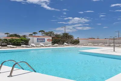 Villa Ingles | Stunning & Tranquil Retreat | Wonderful Property With a Private Pool & Shared Pool |Terrace with Dining & Seating Area | Proximity to Maspalomas and Meloneras | Playa del Ingles