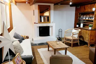 Image de Appartement authentique 75m2 | Accès direct les Arcs-Paradiski Ski sans voiture