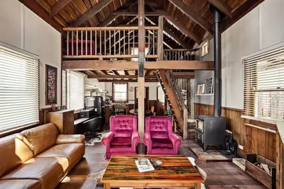 Image de Twigs Cabin | Rustic Luxe Cabin
