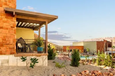 Image de Escape to Nature's Bliss! Complimentary Breakfast, Pool, and Hot Tub!