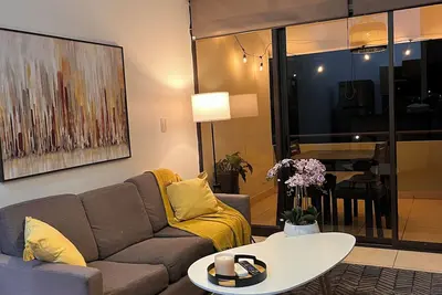 Image de Chic 2-bedroom apartment with WiFi, balcony with mountain views pool in RĂo Oro