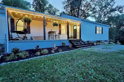 Image de Spacious 4 Bedroom House Close to Downtown