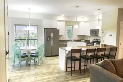 Image de Modern 2-bedroom condo in sunny St. George with Pool, WiFi, Ac