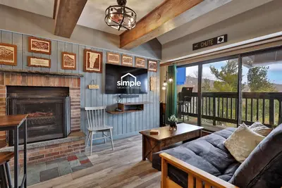 Image de The Mountain Green Nook with Views, Shuttle Bus, Pools, Hot Tub and Ski Rental Deals