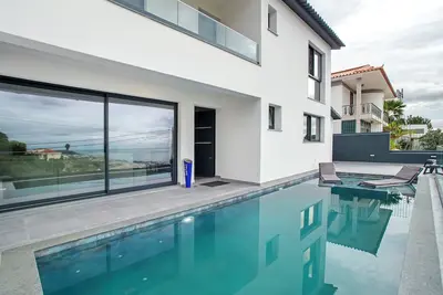Villa \"Angela\" avec vue sur la mer, piscine privée et Wi-Fi