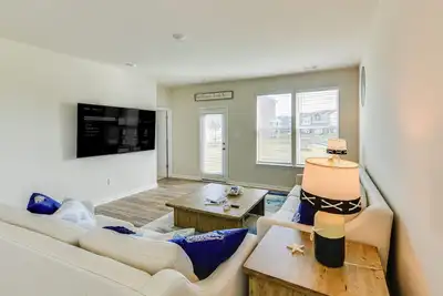 Image de 5 Mi to Bethany Beach: Home w/ Pool + Gym Access!