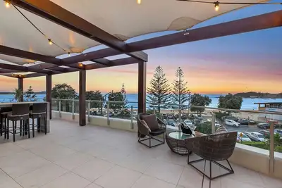 Image de The Esplanade by Coast Hosting