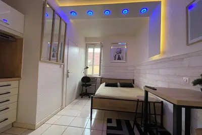 Image de Chambre meublé et équipé dans résidence en plein centre-ville