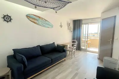 Image de Charmant T2 rénové à 50m de la plage, terrasse Ouest, près des commerces