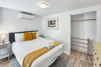 Image de 2-Bedroom Apartment Near Golf Course!