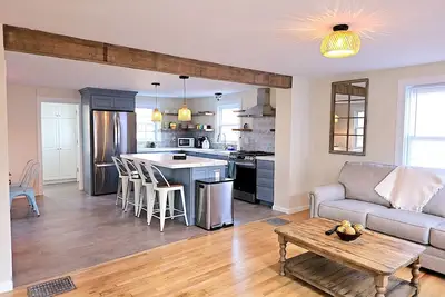 Image de Cozy Coastal Cottage.