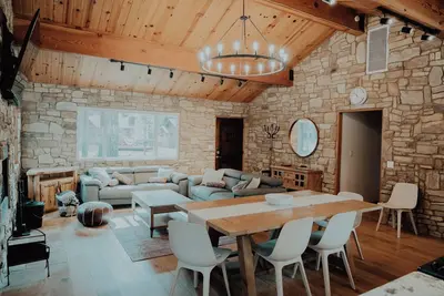 Image de Pine Haus- a mountain retreat close to Snow Summit
