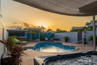 Image de The \"Chardonnay Resort\" Luxury home with pool/spa