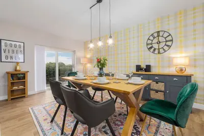 Image de A holiday cottage that sleeps 4 guests in 2 bedrooms