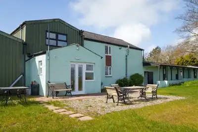 Image de Holiday apartment sleeping 2 on a farm close to Douglas