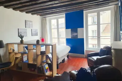 Image de Grand studio - plein centre ville - 300 m Rer A
