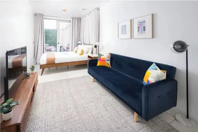 Image de Beautiful Studio with Patio in Midtown Nyc! #202
