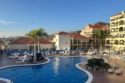 Image de Best Summer Dream With Heated Swimming Pool