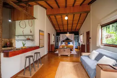 Image de Romantic chalet with double bathtub in Brumadinho 30 minutes from Bh. Pet friendly