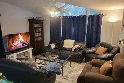 Image de 3-bedroom bungalow in brilliant 3 Valley Gap with Ac