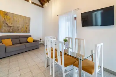 Image de Your Cozy Getaway with Andalusian Flair