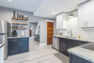 Image de Charming 2-bedroom house with Ac, WiFi in beautiful Lake City