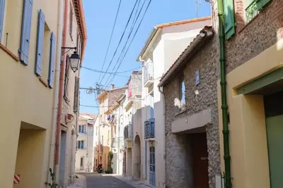 Image de Refuge Méditerranéen au Coeur du village