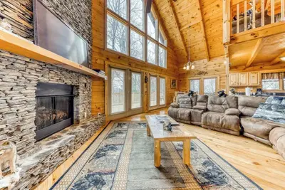 Image de Amazing Views! Dogs ok, Hot Tub, Game room