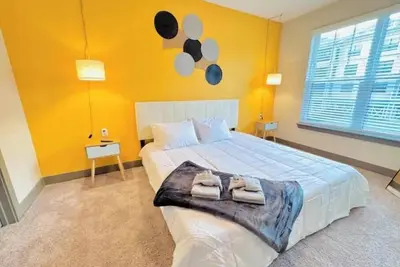 Image de Winter Garden King Bed Pet-Friendly 15 Min to Park
