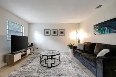 Image de Tranquil 2-bedroom apartment in Crystal River with WiFi, Ac