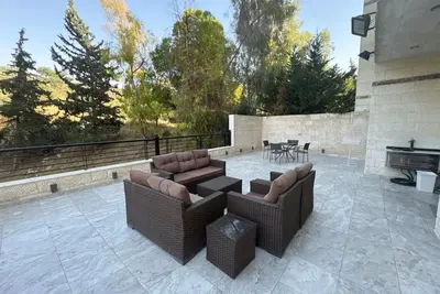 Image de Central Secured Compound w/ Hill-view Terrace