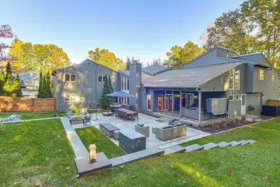 Image de 2 Mi to Six Flags: Lake George Home w/ Large Patio