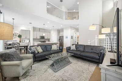 Image de Rbv #314 - Huge Townhome across the street from the beach!
