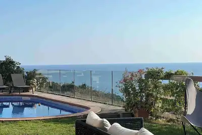 Villa '8 Couchages Piscine Vue Mer' avec vue sur la mer, Wi-Fi et climatisation