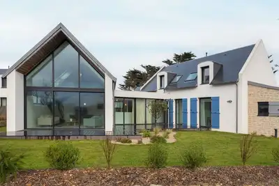 Image de Maison de vacances 'Mer - 180m De La Plage' avec terrasse privée, jardin privé et Wi-Fi