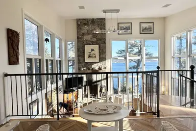 Image de 4 Br Waterfront Unique House + Dock! [Osprey Cove]