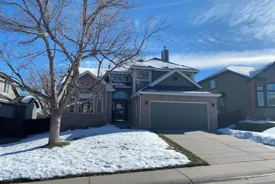 Image de ~New Listing~ Spacious 4-bedroom house. Highlands Ranch-View of Greenbelt.
