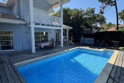 Image de Entre golf et océan charmante villa avec piscine pour 8 personnes