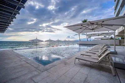 Image de Luxury Beach Front 5 Bedrooms